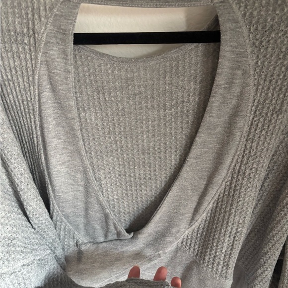 Free People We The Free Thermal Cropped Top with open back in size small - Picture 8 of 9